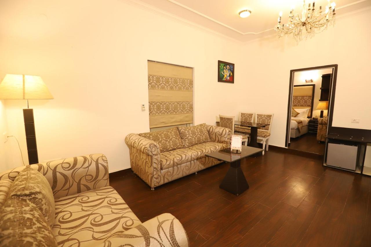 Hotel Capitol Hills - Greater Kailash Delhi New Delhi Luaran gambar