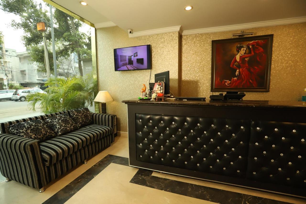 Hotel Capitol Hills - Greater Kailash Delhi New Delhi Luaran gambar