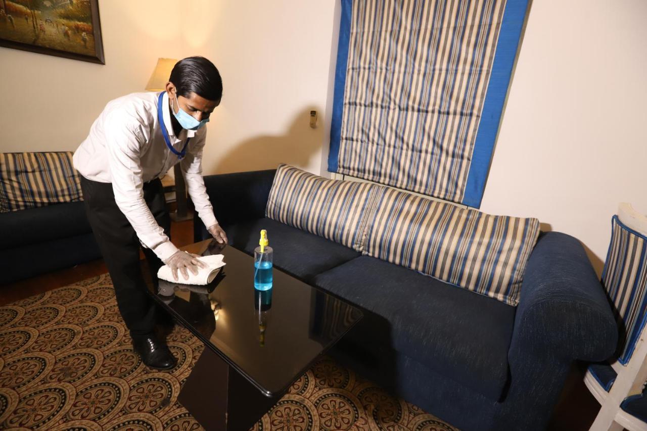 Hotel Capitol Hills - Greater Kailash Delhi New Delhi Luaran gambar