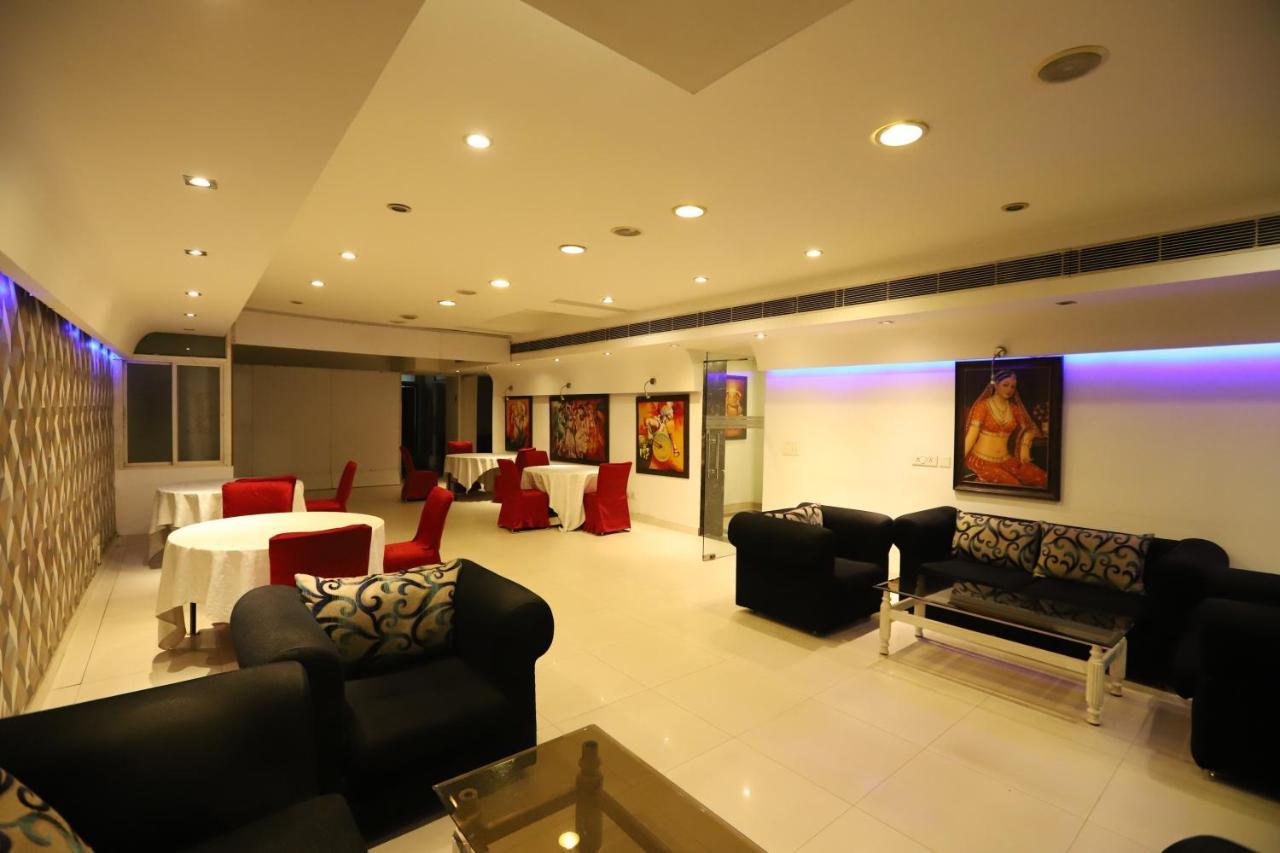 Hotel Capitol Hills - Greater Kailash Delhi New Delhi Luaran gambar